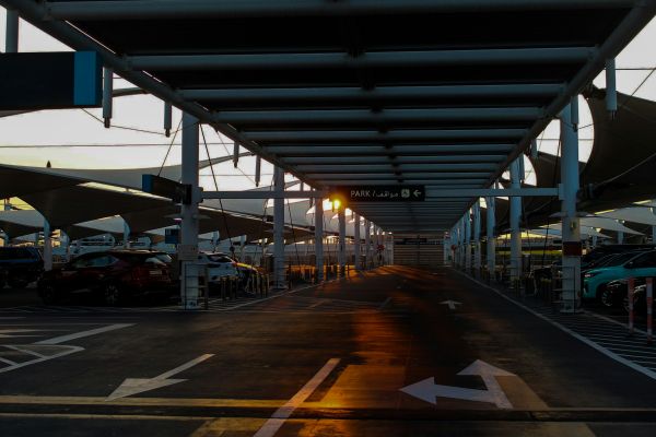 Les avantages des ombrières de parking face à l'environnement